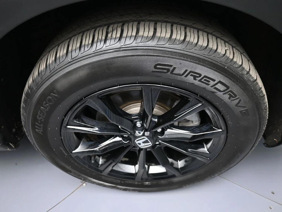 2024 Honda CR-V 6th Gen - Image 13 of 21