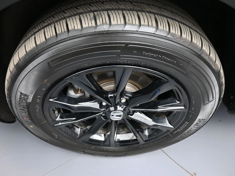 2024 Honda CR-V 6th Gen - Image 14 of 21