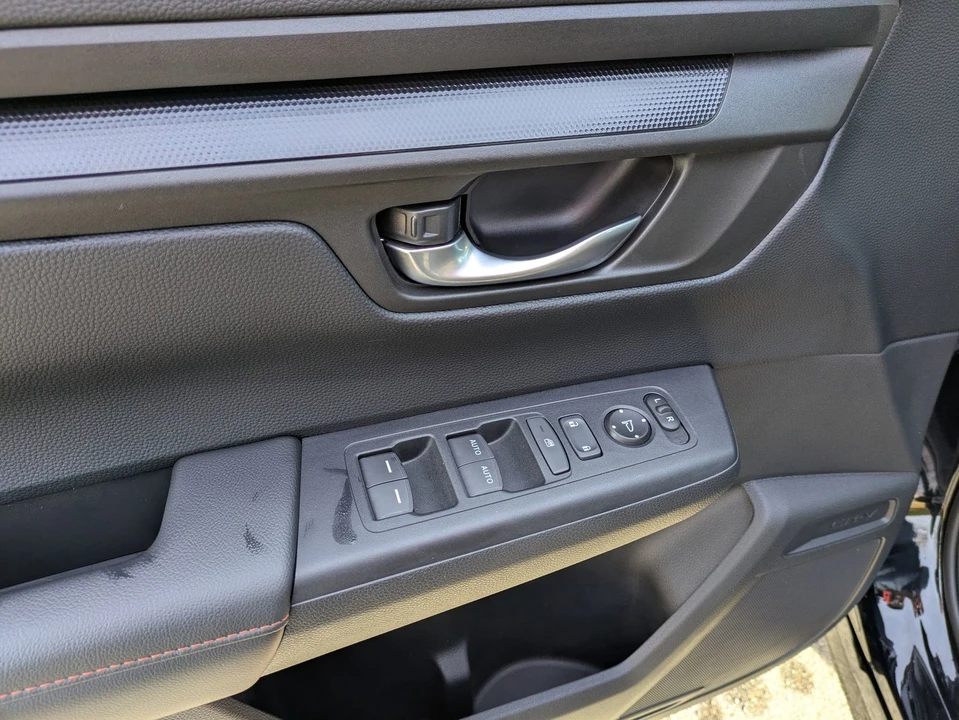 2024 Honda CR-V 6th Gen - Image 16 of 21