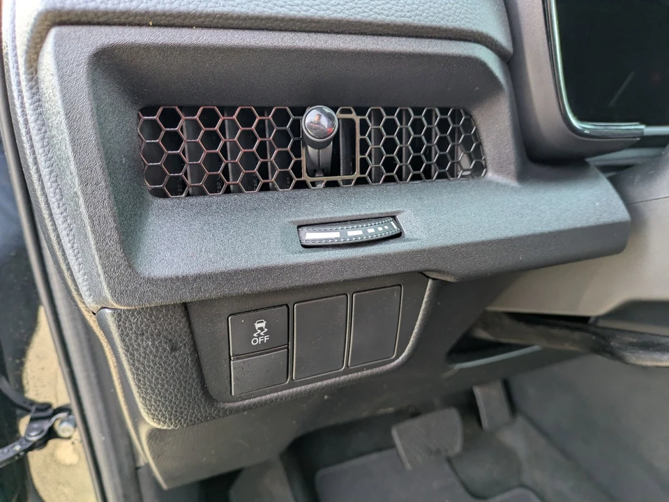 2024 Honda CR-V 6th Gen - Image 17 of 21