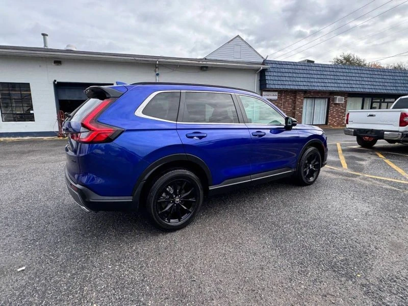 2024 Honda CR-V 6th Gen - Image 10 of 12