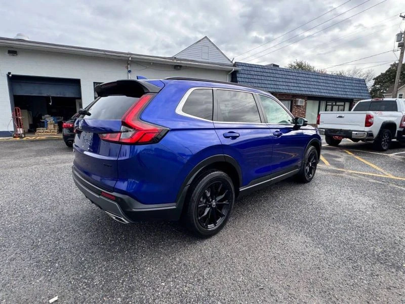2024 Honda CR-V 6th Gen - Image 11 of 12