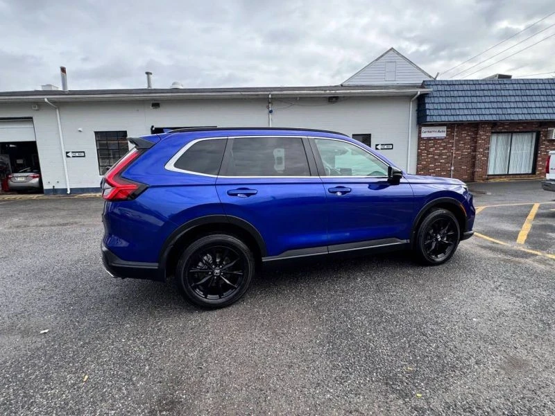 2024 Honda CR-V 6th Gen - Image 9 of 12