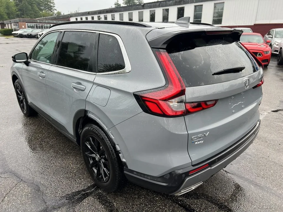 2024 Honda CR-V 6th Gen - Image 7 of 12