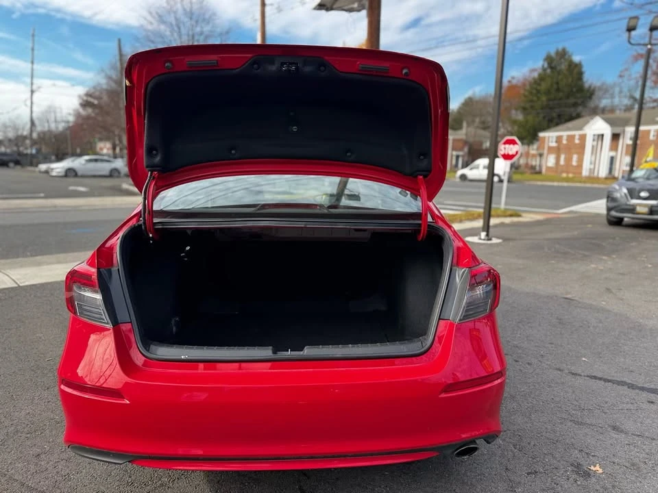 2024 Honda Civic 11th Gen - Image 8 of 12