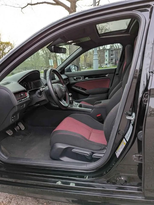 2024 Honda Civic 11th Gen - Image 11 of 19