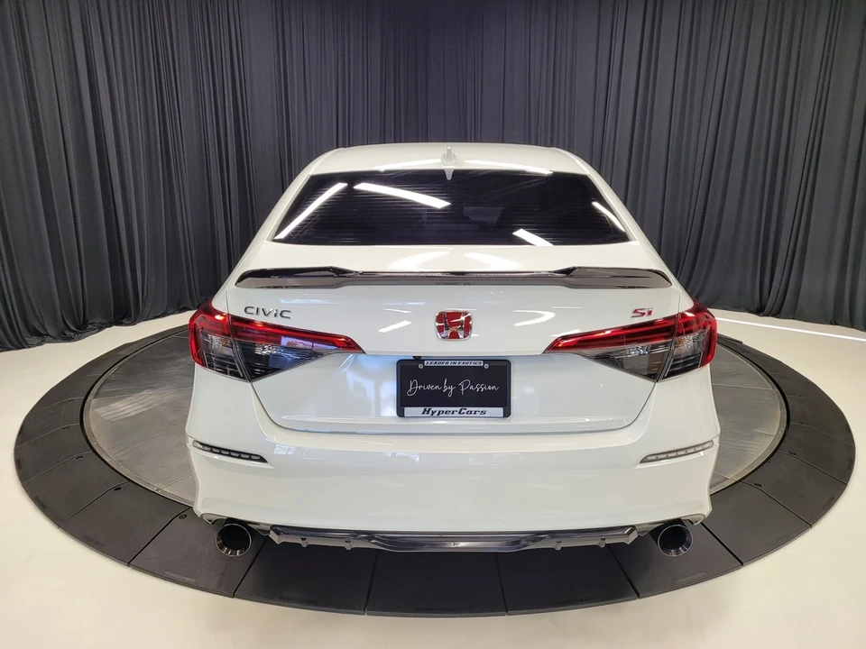 2024 Honda Civic 11th Gen - Image 9 of 12