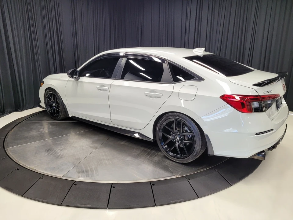 2024 Honda Civic 11th Gen - Image 8 of 12
