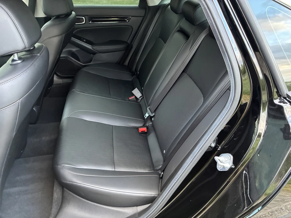 2024 Honda Civic 11th Gen - Image 14 of 31
