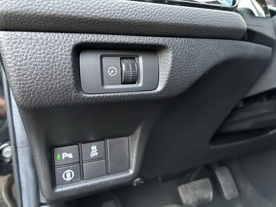 2024 Honda Civic 11th Gen - Image 27 of 31