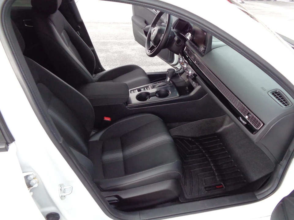2024 Honda Civic 11th Gen - Image 17 of 26