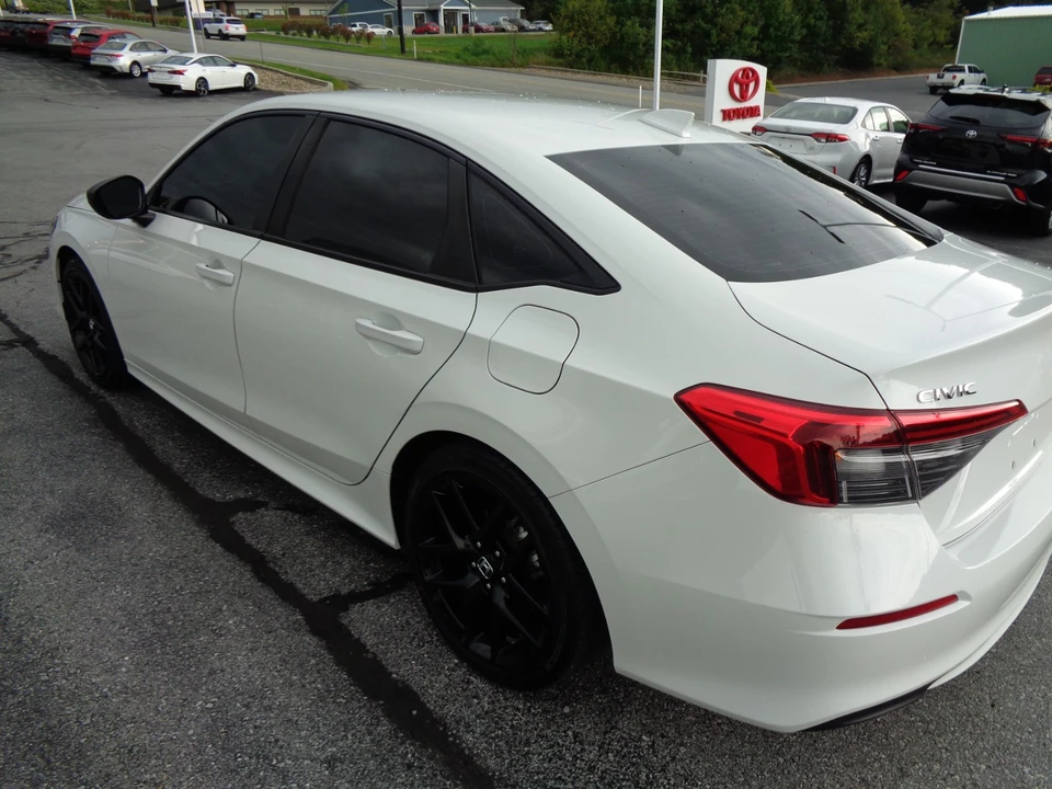 2024 Honda Civic 11th Gen - Image 5 of 26