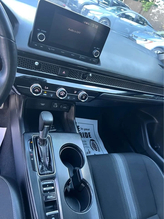 2024 Honda Civic 11th Gen - Image 15 of 16