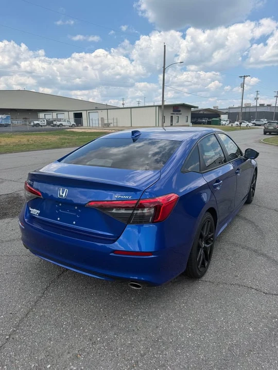 2024 Honda Civic 11th Gen - Image 2 of 10