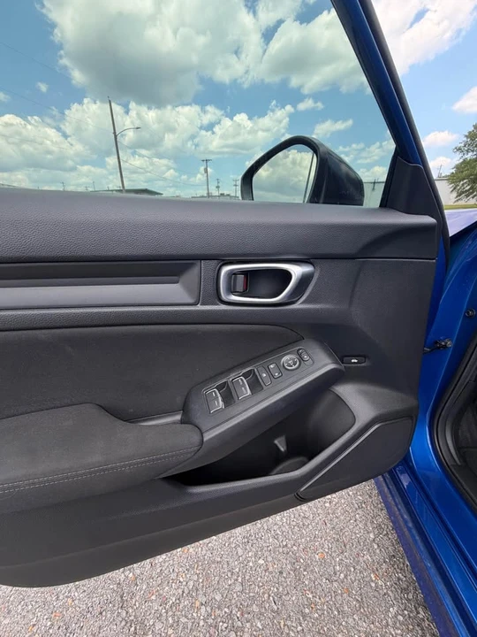 2024 Honda Civic 11th Gen - Image 6 of 10