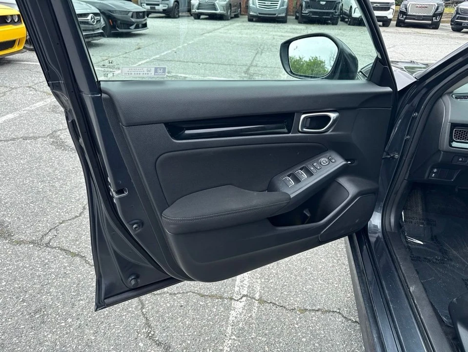 2024 Honda Civic 11th Gen - Image 24 of 31