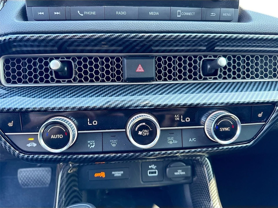 2024 Honda Civic 11th Gen - Image 18 of 21