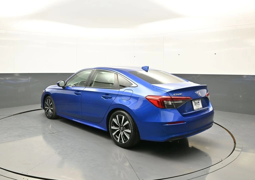 2024 Honda Civic 11th Gen - Image 8 of 31