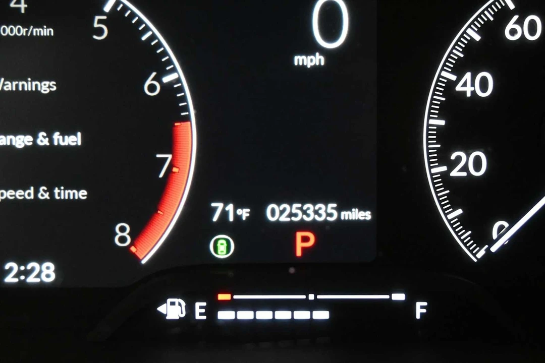 2024 Honda Civic 11th Gen - Image 15 of 31