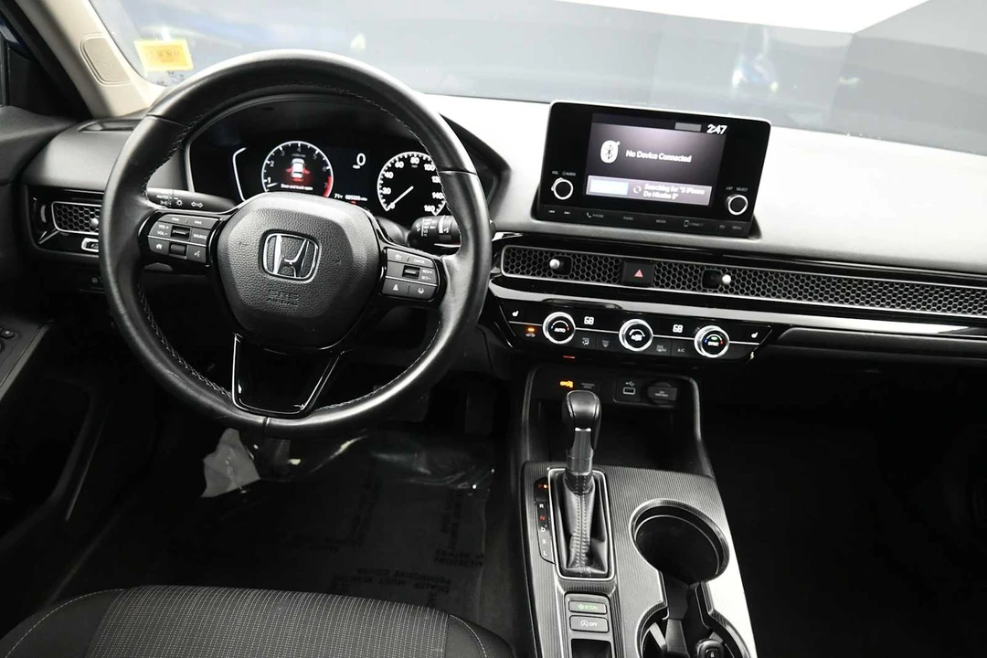 2024 Honda Civic 11th Gen - Image 19 of 31