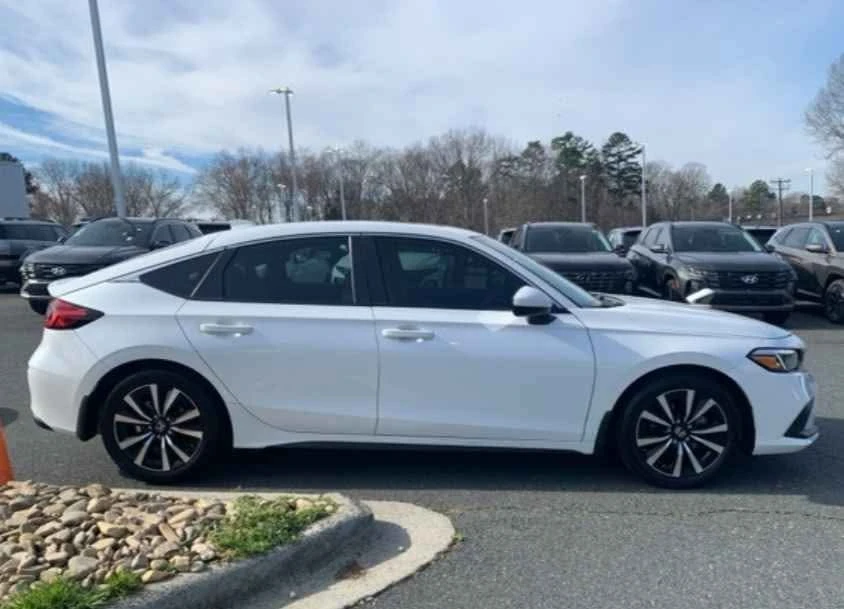 2024 Honda Civic 11th Gen - Image 2 of 4