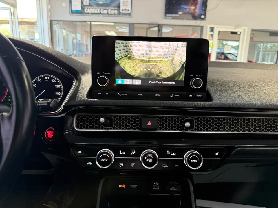 2024 Honda Civic 11th Gen - Image 15 of 31