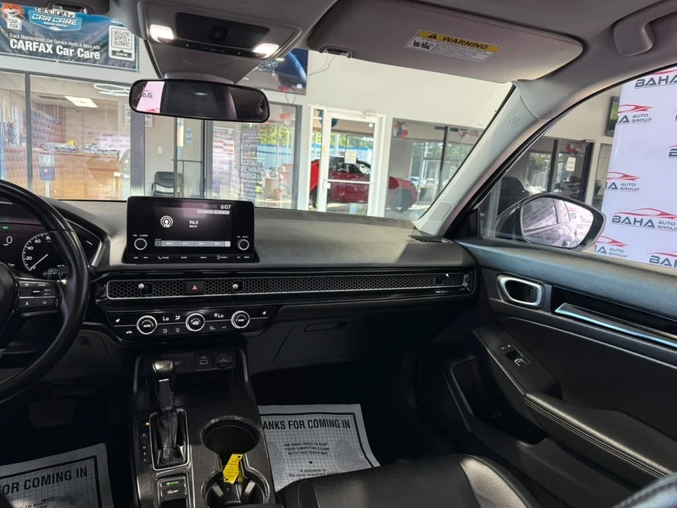 2024 Honda Civic 11th Gen - Image 24 of 31