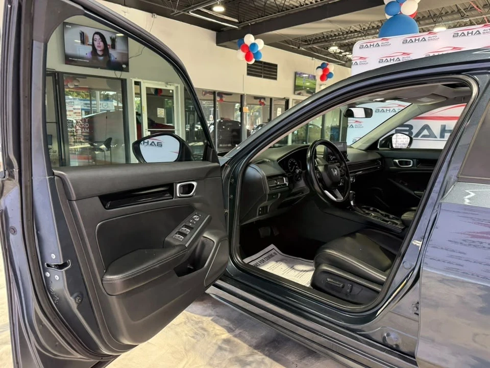 2024 Honda Civic 11th Gen - Image 25 of 31