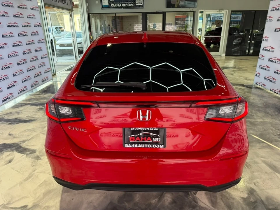 2024 Honda Civic 11th Gen - Image 8 of 31