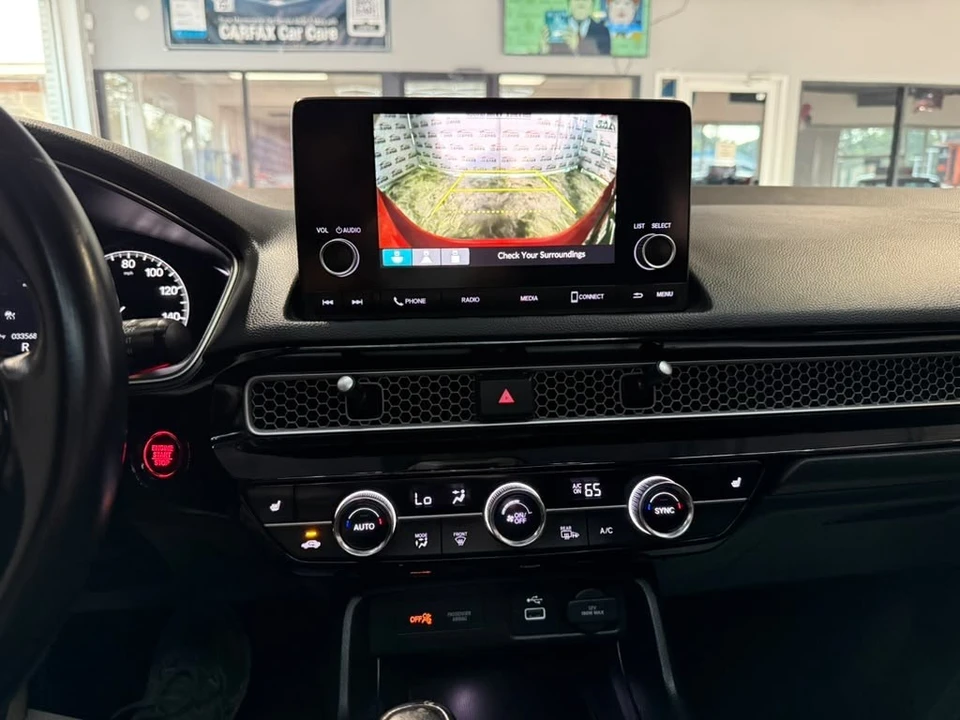 2024 Honda Civic 11th Gen - Image 17 of 31