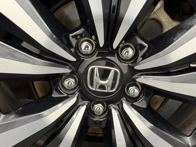 2024 Honda Civic 11th Gen - Image 16 of 31
