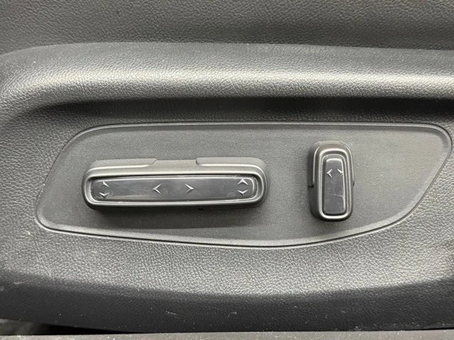 2024 Honda Civic 11th Gen - Image 22 of 31