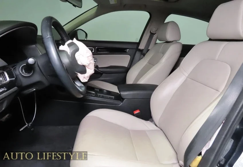 2024 Honda Civic 11th Gen - Image 27 of 31
