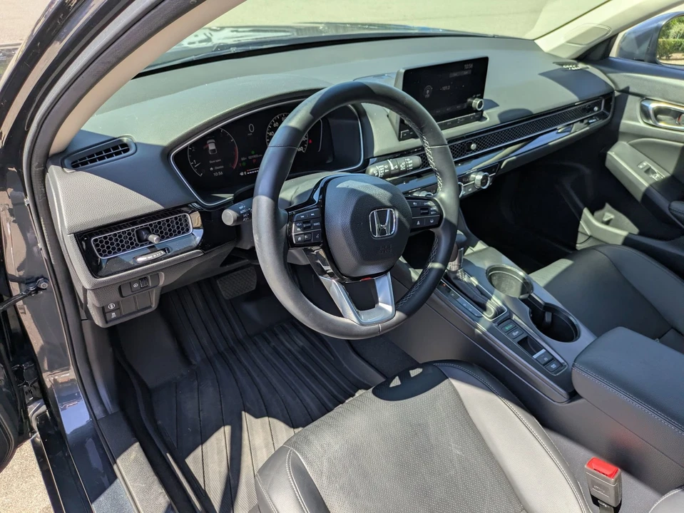 2024 Honda Civic 11th Gen - Image 14 of 31