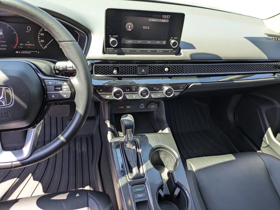 2024 Honda Civic 11th Gen - Image 22 of 31
