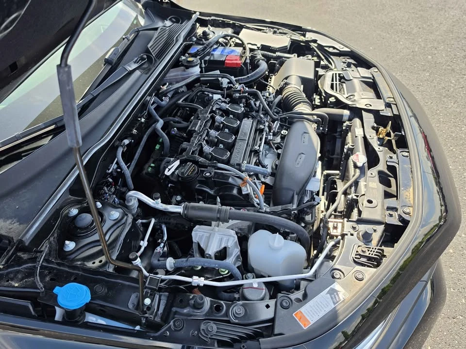 2024 Honda Civic 11th Gen - Image 8 of 15