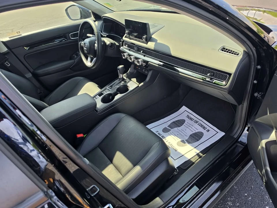 2024 Honda Civic 11th Gen - Image 9 of 15