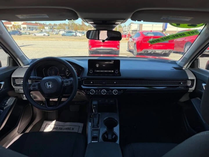 2024 Honda Civic 11th Gen - Image 18 of 20