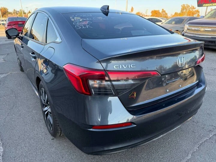 2024 Honda Civic 11th Gen - Image 9 of 20
