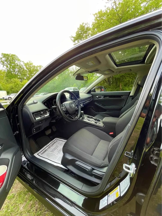 2024 Honda Civic 11th Gen - Image 10 of 20