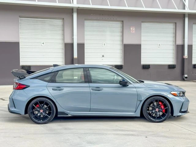2024 Honda Civic 11th Gen - Image 8 of 12