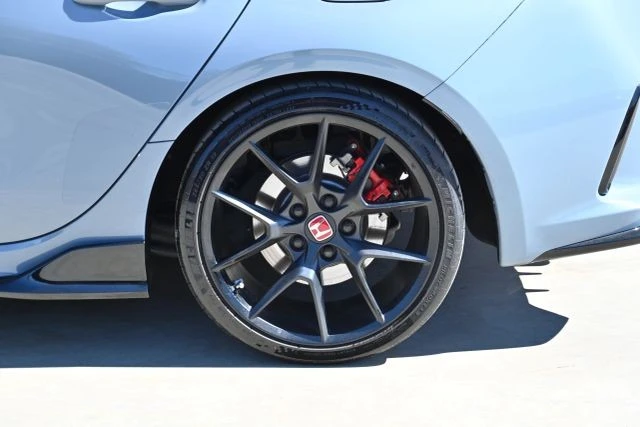 2024 Honda Civic 11th Gen - Image 12 of 21