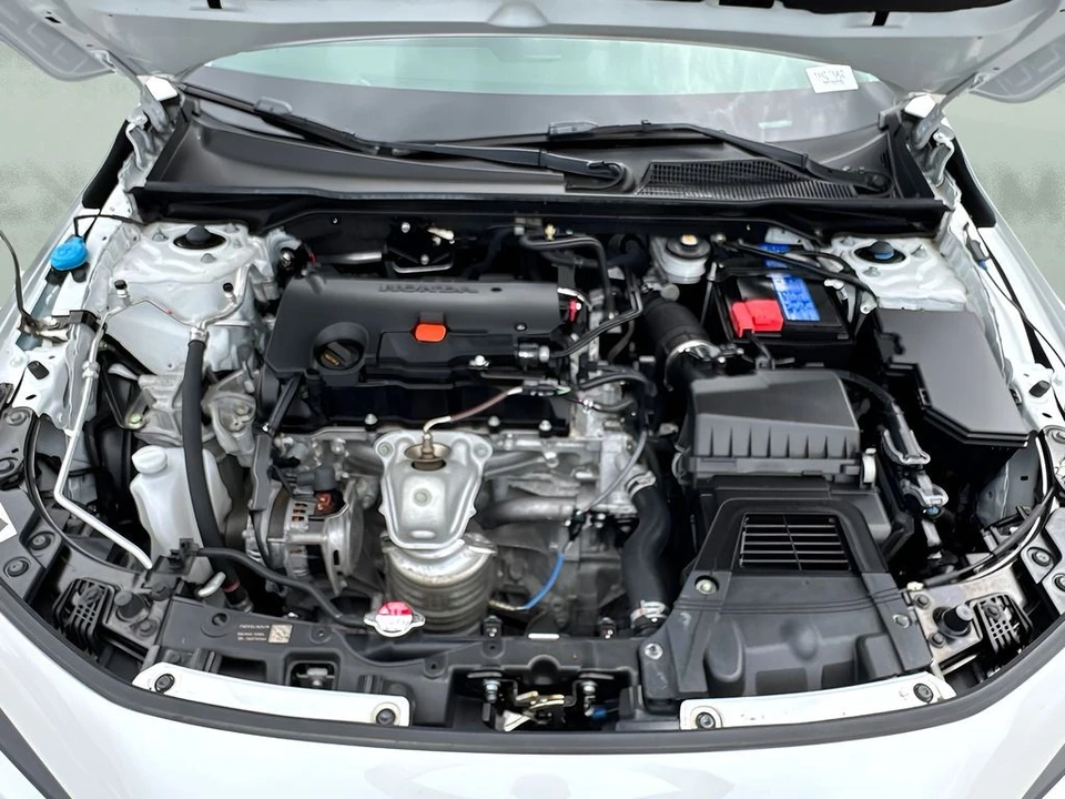2024 Honda Civic 11th Gen - Image 26 of 31