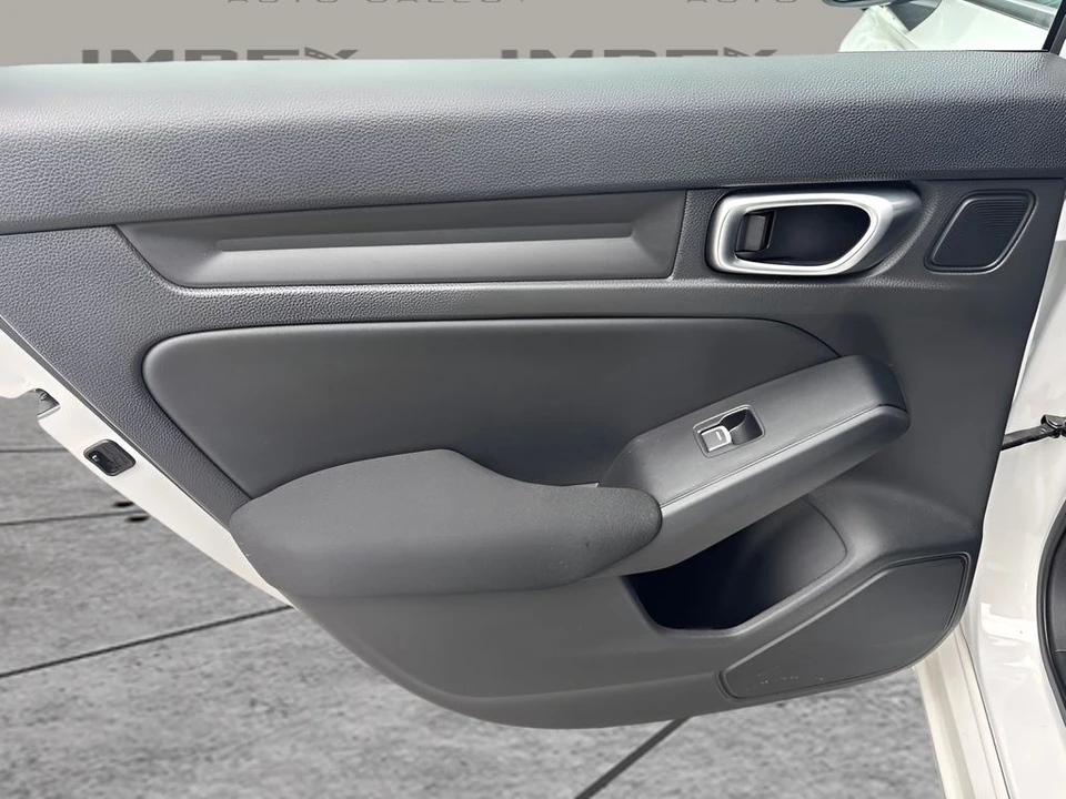 2024 Honda Civic 11th Gen - Image 24 of 31