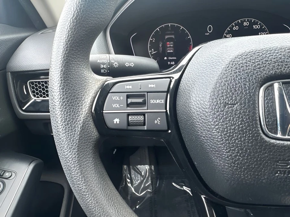 2024 Honda Civic 11th Gen - Image 13 of 31