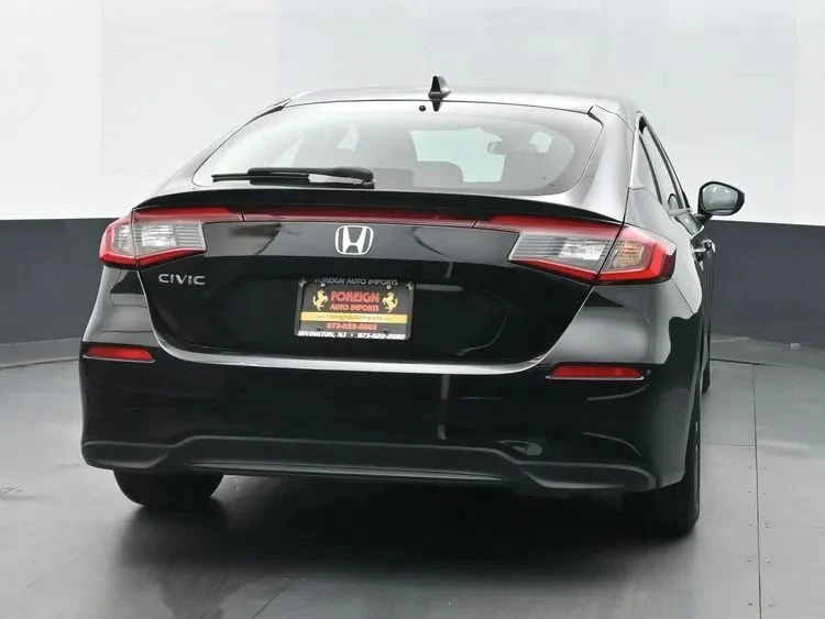 2024 Honda Civic 11th Gen - Image 8 of 12