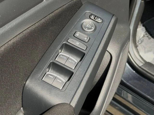 2024 Honda Civic 11th Gen - Image 15 of 31