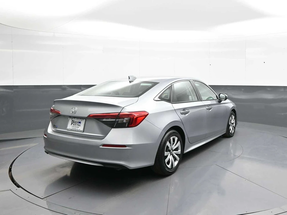 2024 Honda Civic 11th Gen - Image 6 of 31