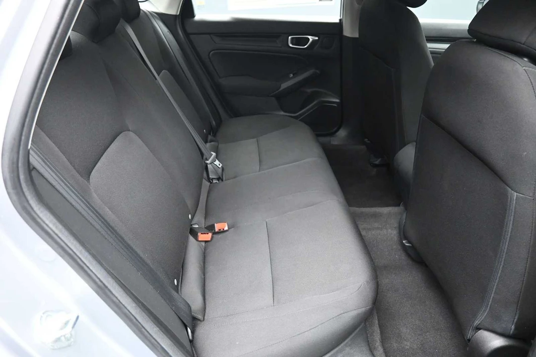 2024 Honda Civic 11th Gen - Image 23 of 31