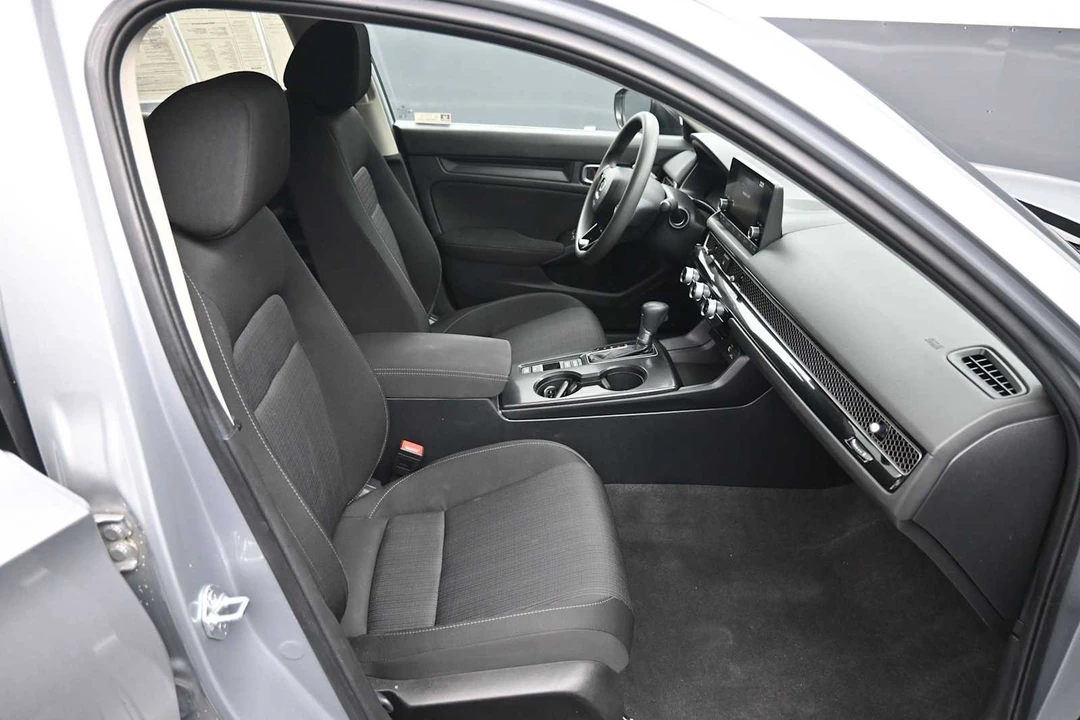 2024 Honda Civic 11th Gen - Image 24 of 31